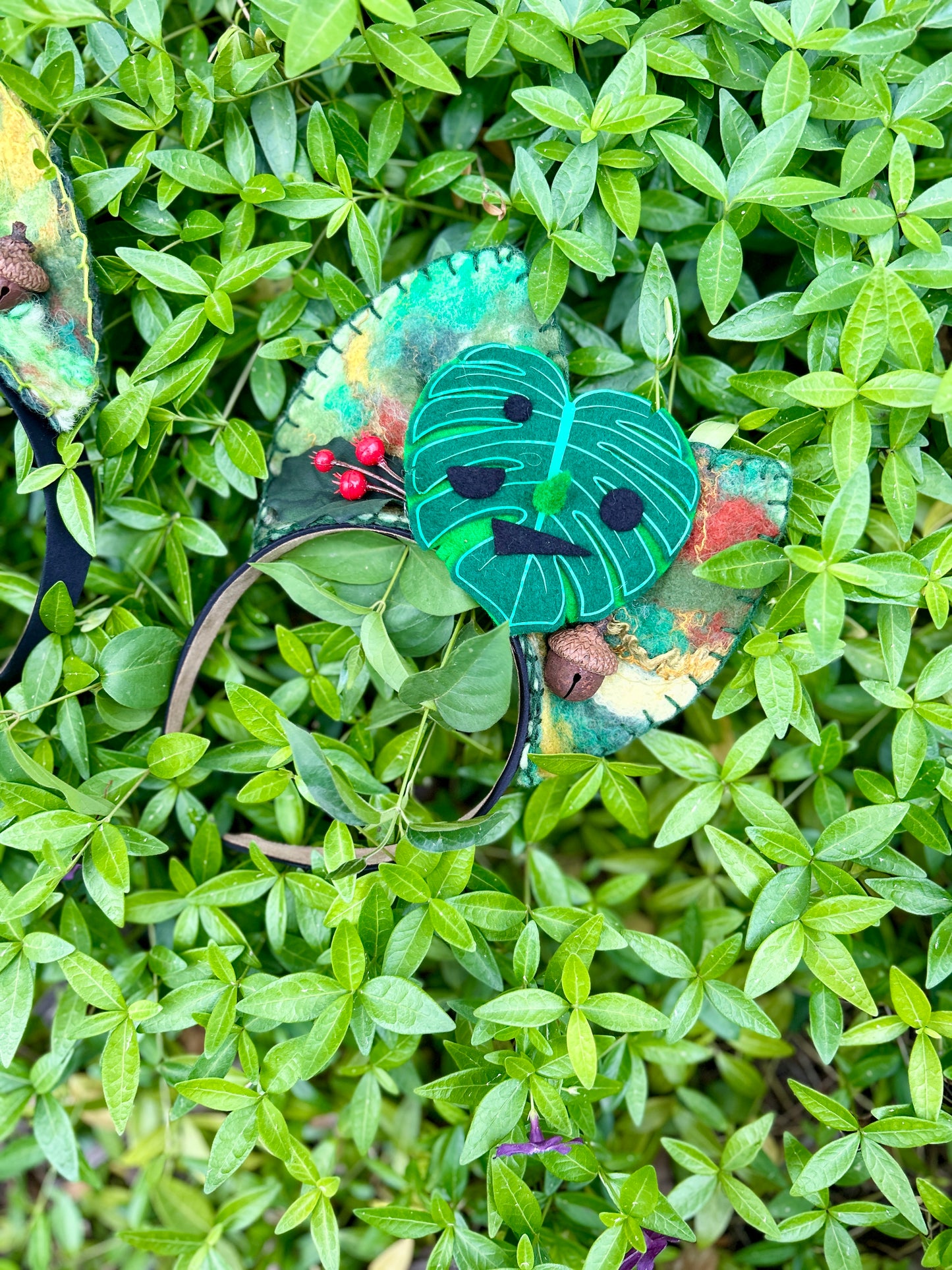 Wet Felted Bows: Leafy Green Guys